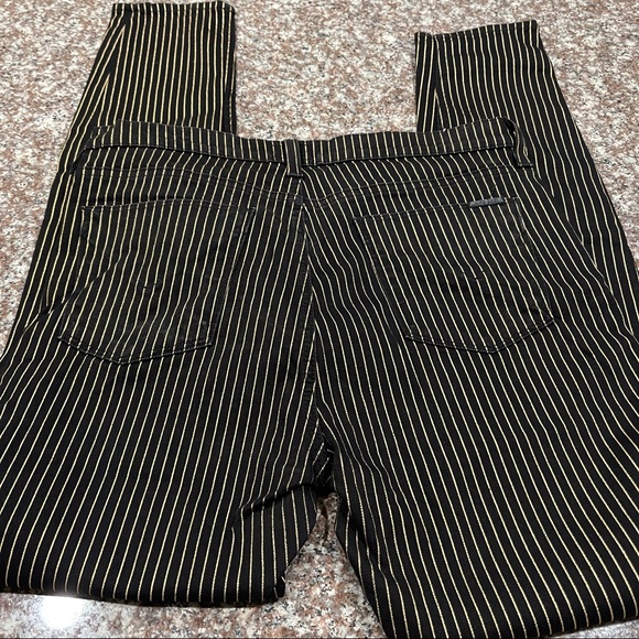 Hudson Jeans - Picture 4 of 9